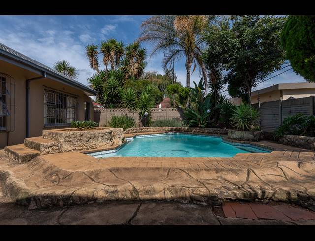 4 BEDROOM HOUSE SOLD IN RANDHART